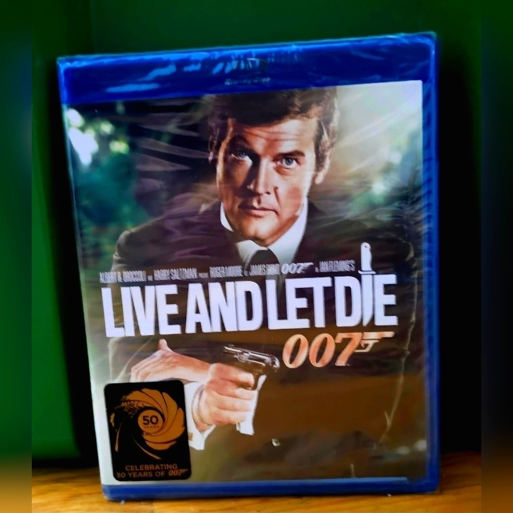 007 Live and Let Die Blu-Ray